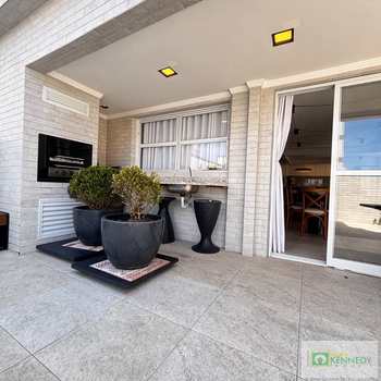 Apartamento em Praia Grande, bairro Guilhermina