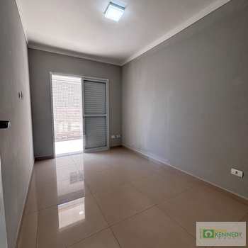Apartamento em Praia Grande, bairro Guilhermina