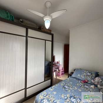 Apartamento em Praia Grande, bairro Ocian