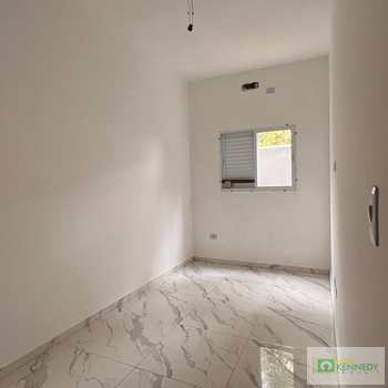 Casa de Condomínio em Praia Grande, bairro Sítio do Campo