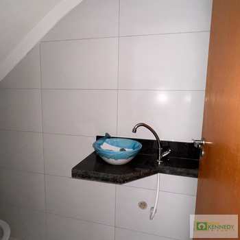 Casa de Condomínio em Praia Grande, bairro Sítio do Campo