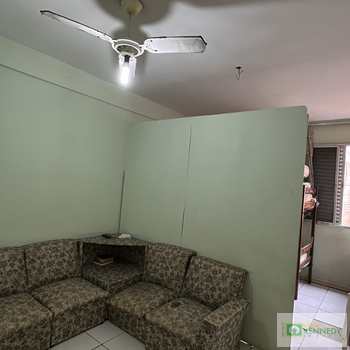 Kitnet em Praia Grande, bairro Ocian