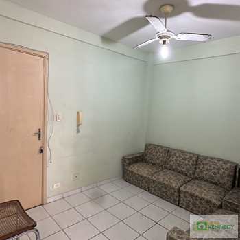 Kitnet em Praia Grande, bairro Ocian