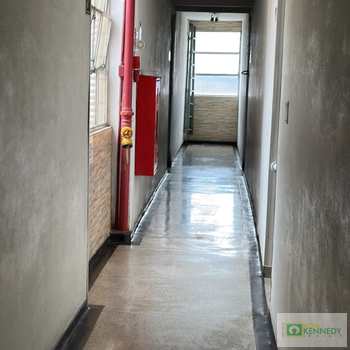 Kitnet em Praia Grande, bairro Ocian