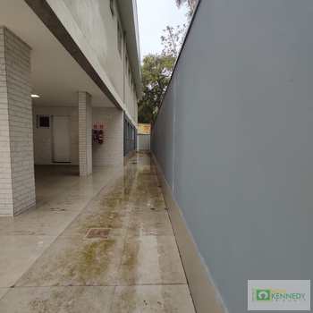 Casa de Condomínio em Praia Grande, bairro Sítio do Campo