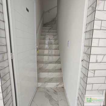 Casa de Condomínio em Praia Grande, bairro Sítio do Campo