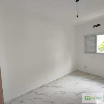 Casa de Condomínio em Praia Grande, bairro Sítio do Campo