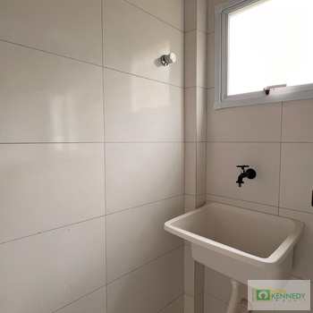 Casa de Condomínio em Praia Grande, bairro Sítio do Campo