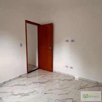 Casa de Condomínio em Praia Grande, bairro Sítio do Campo