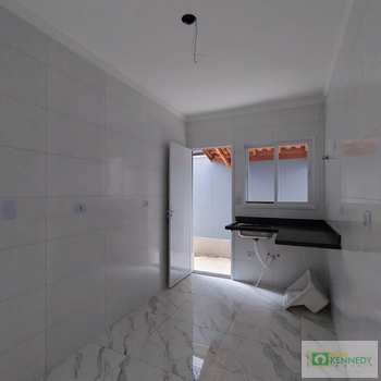 Casa de Condomínio em Praia Grande, bairro Sítio do Campo