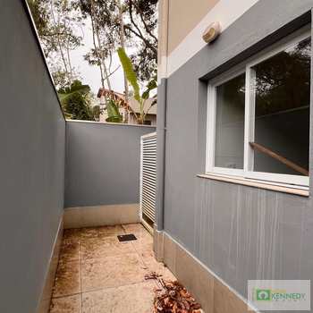 Casa de Condomínio em Praia Grande, bairro Sítio do Campo