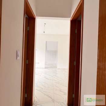 Casa de Condomínio em Praia Grande, bairro Sítio do Campo