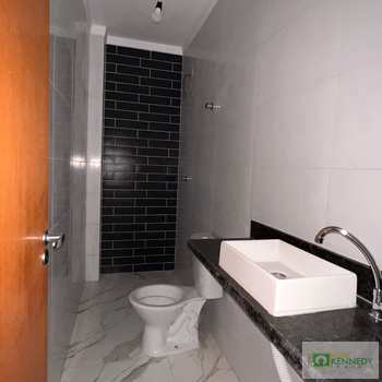 Casa de Condomínio em Praia Grande, bairro Sítio do Campo