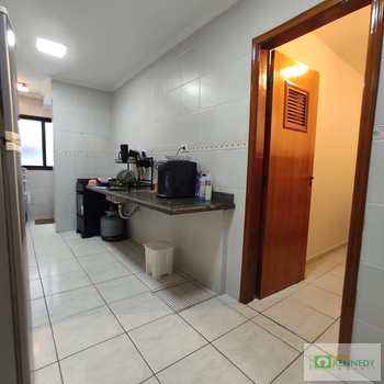 Apartamento em Praia Grande, bairro Ocian
