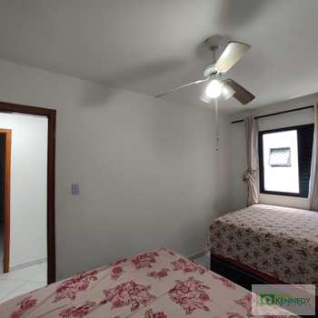 Apartamento em Praia Grande, bairro Ocian