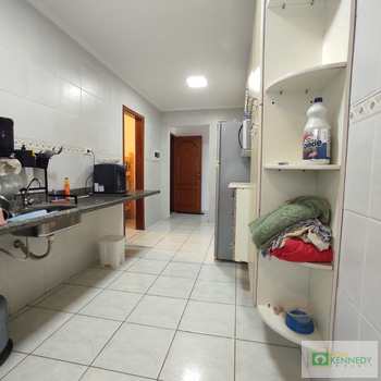 Apartamento em Praia Grande, bairro Ocian
