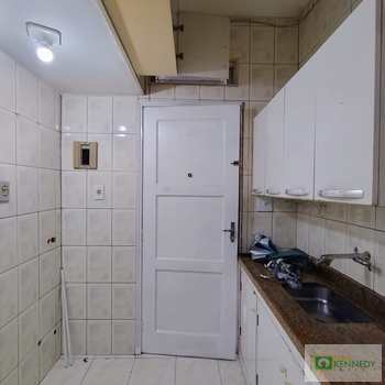 Kitnet em Praia Grande, bairro Ocian