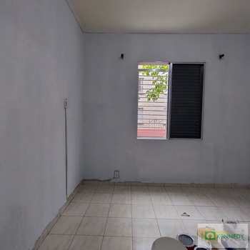 Kitnet em Praia Grande, bairro Ocian