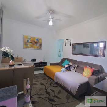 Sobrado em Praia Grande, bairro Sítio do Campo