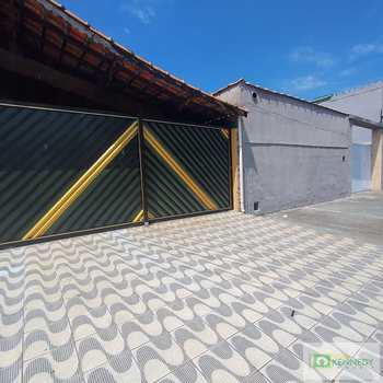 Sobrado em Praia Grande, bairro Sítio do Campo