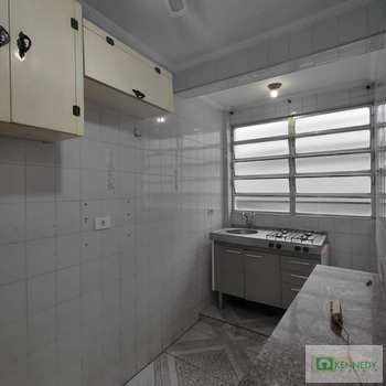 Apartamento em Praia Grande, bairro Boqueirão