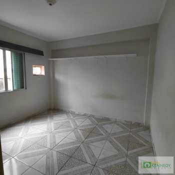 Apartamento em Praia Grande, bairro Boqueirão