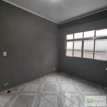 Apartamento em Praia Grande, bairro Boqueirão