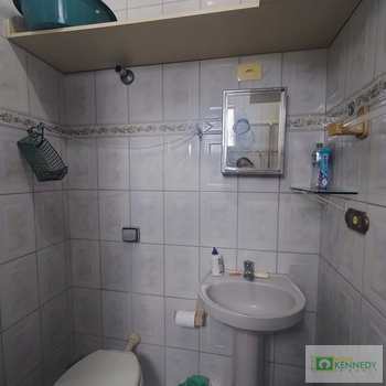 Kitnet em Praia Grande, bairro Ocian