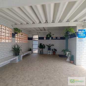 Kitnet em Praia Grande, bairro Ocian