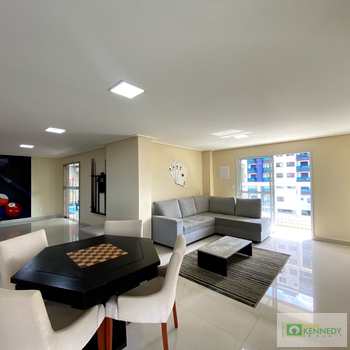 Apartamento em Praia Grande, bairro Guilhermina