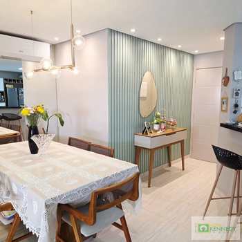 Apartamento em Praia Grande, bairro Guilhermina