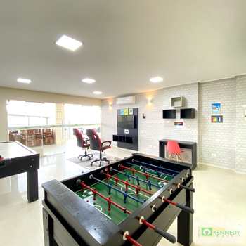 Apartamento em Praia Grande, bairro Guilhermina