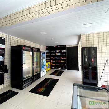 Apartamento em Praia Grande, bairro Guilhermina