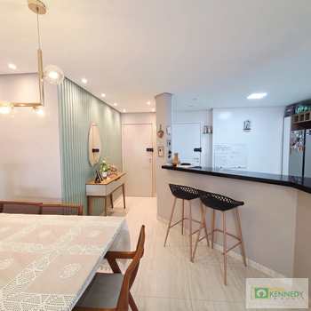 Apartamento em Praia Grande, bairro Guilhermina