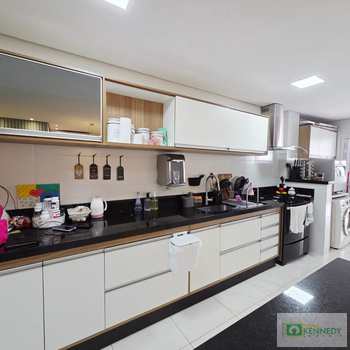 Apartamento em Praia Grande, bairro Guilhermina