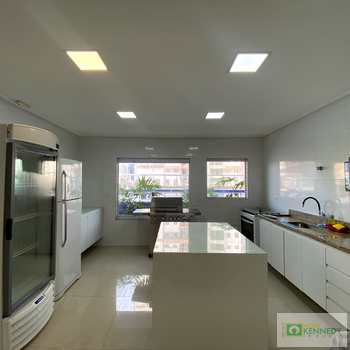 Apartamento em Praia Grande, bairro Guilhermina