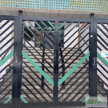 Apartamento em Praia Grande, bairro Tupi