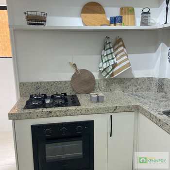 Apartamento em Praia Grande, bairro Tupi