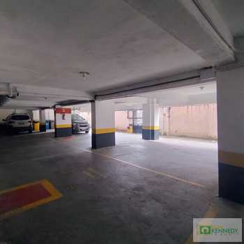 Apartamento em Praia Grande, bairro Tupi