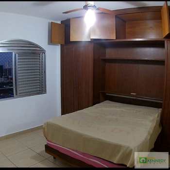 Apartamento em Praia Grande, bairro Tupi