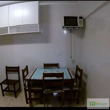 Apartamento em Praia Grande, bairro Tupi