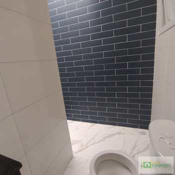 Casa de Condomínio em Praia Grande, bairro Sítio do Campo