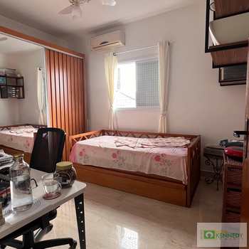 Casa de Condomínio em Praia Grande, bairro Ocian