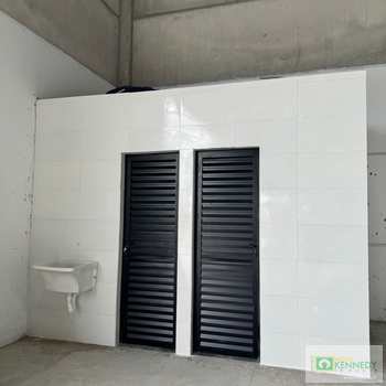 Galpão em Praia Grande, bairro Cidade da Criança