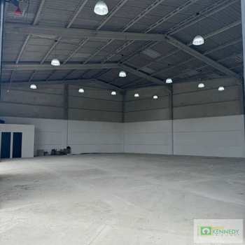 Galpão em Praia Grande, bairro Cidade da Criança