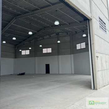 Galpão em Praia Grande, bairro Cidade da Criança