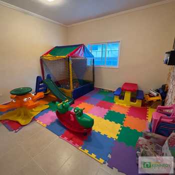 Apartamento em Praia Grande, bairro Caiçara