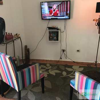 Kitnet em Praia Grande, bairro Ocian