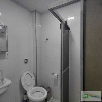 Kitnet em Praia Grande, bairro Ocian