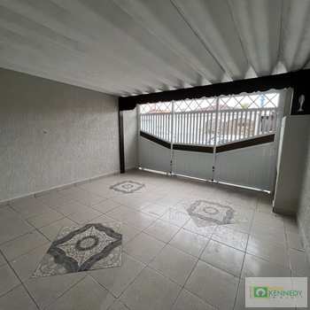 Casa em Praia Grande, bairro Maracanã